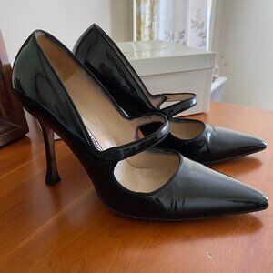 Manolo Blahnik Mary Jane Heels